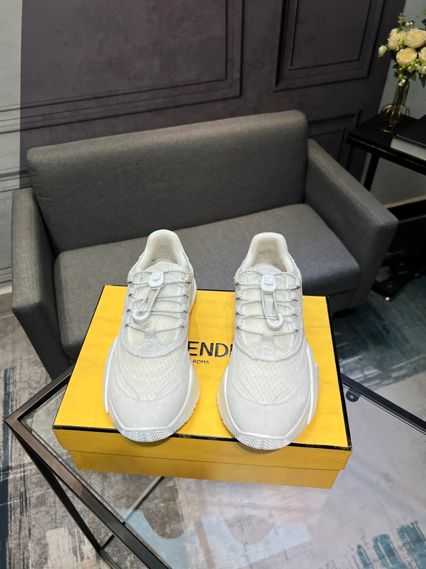 Men's shoes 💰580 FENDI men's fashion casual shoes 👟Hot sale🔥Official website 1:1 replica ⬆️Original quality - Original leather - Original breathable mesh lining Original outsole 1:1 replica, code number 38-44 (45-46 customized)